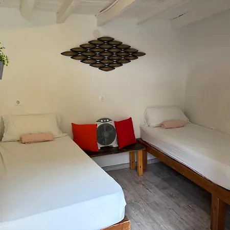 Amaka House-3